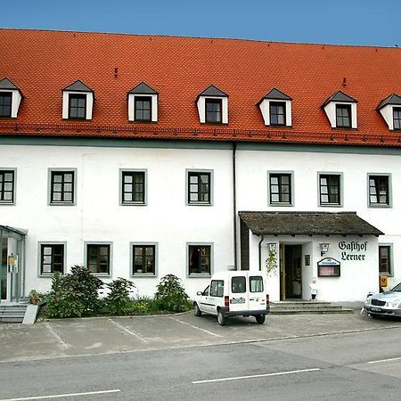 Gasthof Lerner Фрайзінг Екстер'єр фото